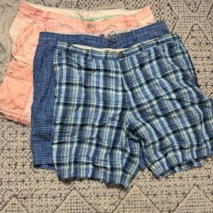 Tommy Bahama Relax Men's Plaid Linen Blend Shorts Bundle, Assorted Colors‎
